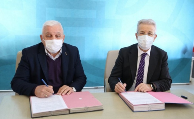 Nilüfer Belediye Başkanı Erdem pazarcılarla protokol imzaladı