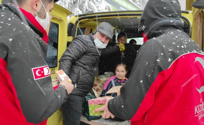 TÜRK KIZILAY BURSA KARIN BEREKETİNİ YÜREKLERE TAŞIDI