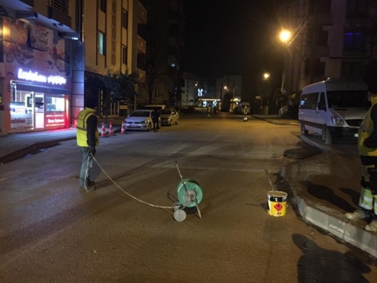 İLÇE GENELİNDE YOL ÇİZİM ÇALIŞMALARI BAŞLADI