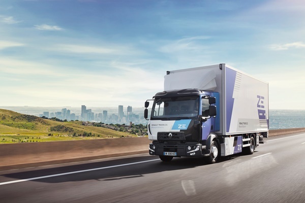 RENAULT TRUCKS, 2020 YILINDA DÜNYA PAZARINDAKİ YERİNİ KORURKEN TÜRKİYE’DE SATIŞLARINI ARTTIRDI