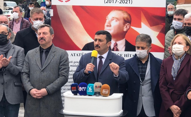 Türkoğlu, Alinur Aktaş’a 3,5 yıllık hizmet karnesi verdi: OTUR, SIFIR!