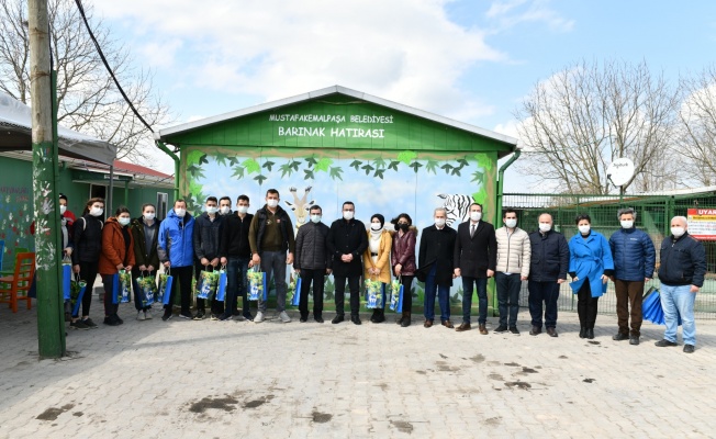 Kanar, geleceğin başkanları ile buluştu