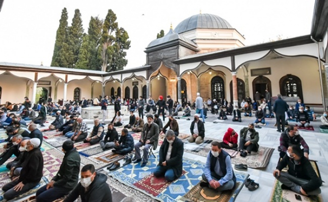 Görev başındaki personel bayramda unutulmadı