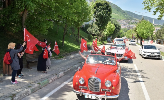 YILDIRIM’DA 19 MAYIS COŞKUSU SOKAKLARA TAŞTI