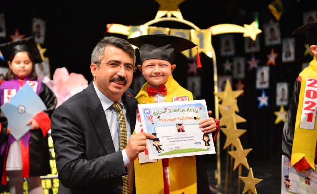 YILDIRIMLI MİNİKLERİN MEZUNİYET HEYECANI