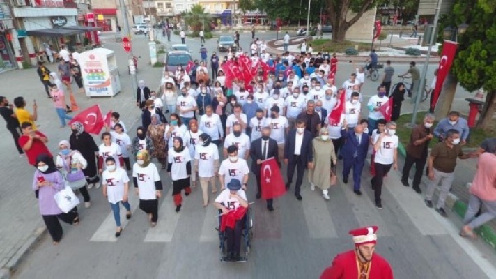 BAŞKAN MUSTAFA IŞIK : “BAĞIMSIZLIK MEŞALEMİZİ SÖNDÜRMEYE KİMSENİN GÜCÜ YETEMEYECEKTİR”