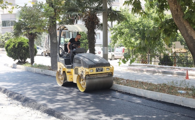 MUDANYA’DA ASFALT ÇALIŞMASI SÜRÜYOR