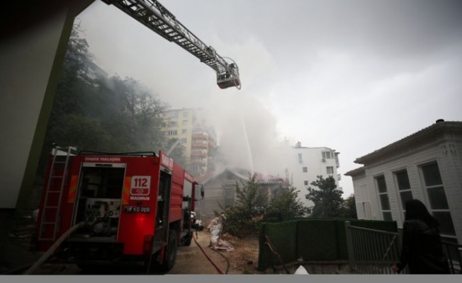 Bursa'da Ormancılık Müzesi'nin müştemilatında çıkan yangın söndürüldü