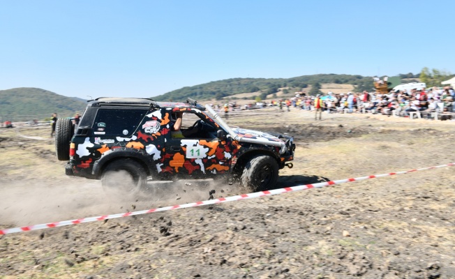 Mustafakemalpaşa'da 4x4lük heyecan