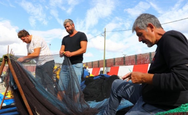 Tekirdağ'da balıkçılar poyraz nedeniyle 2 gündür denize açılamıyor