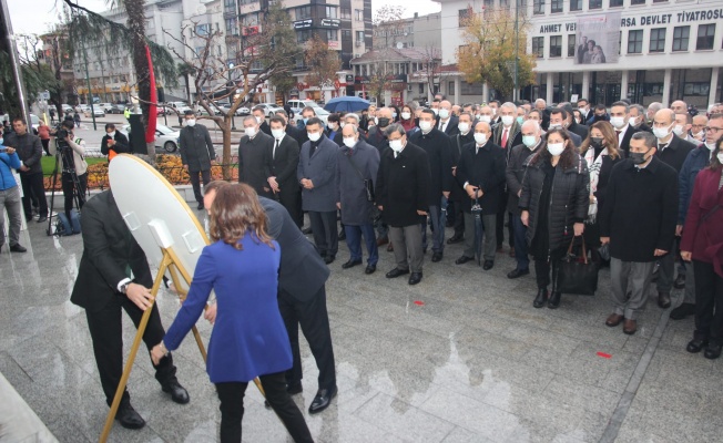 24 KASIM ÖĞRETMENLER GÜNÜ BURSA’DA TÖRENLERLE KUTLANDI