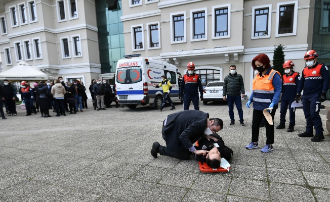 Belediye Personeline Deprem ve Yangın Tatbikatı