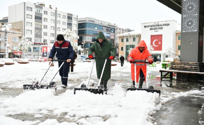 KARLA MÜCADELE İÇİN EKİPLER HAZIR