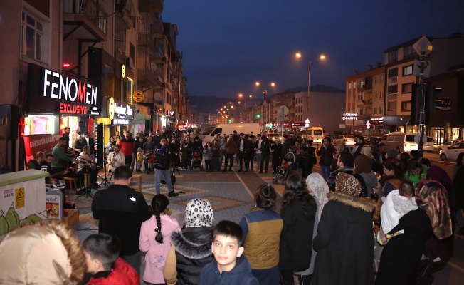 SOKAKLARI MÜZİĞİN TINILARIYLA DOLUYOR