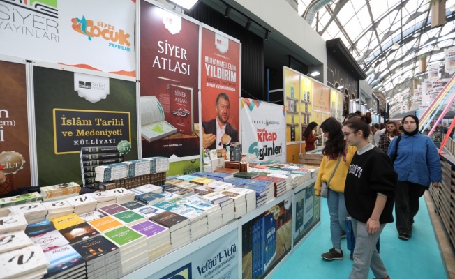 Bursa İnegöl Kültür Şöleni’nde 1 Milyon Kitap Okuyucu İle Buluştu