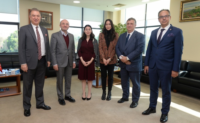 Türk İspanyol Sanayi ve Ticaret Odası Temsilcisi Balbin BTSO’yu Ziyaret Etti