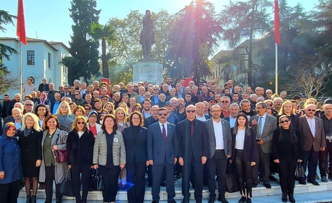 TÜRKOĞLU: YATIP KALKIP ATATÜRK’E DUA EDİN!