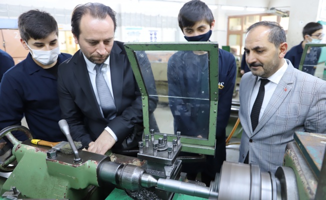 BURSA’DA MESLEKİ VE TEKNİK EĞİTİM GÜÇLENİYOR
