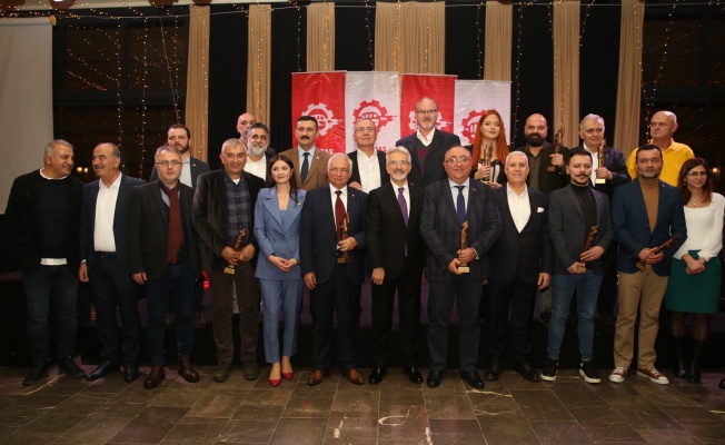 ÇGD'DEN BAŞKAN ERDEM'E ÇEVRE ÖDÜLÜ
