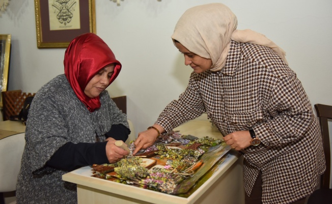 YILDIRIM’DA ‘KÂĞIT RÖLYEF’E YOĞUN İLGİ