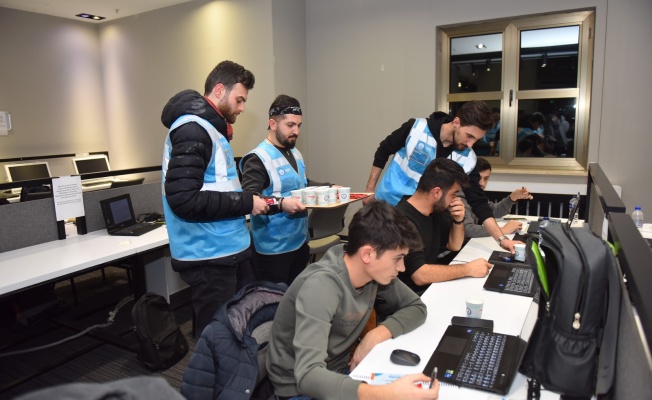 DERS ÇALIŞMAYA ‘SALEP MOLASI’