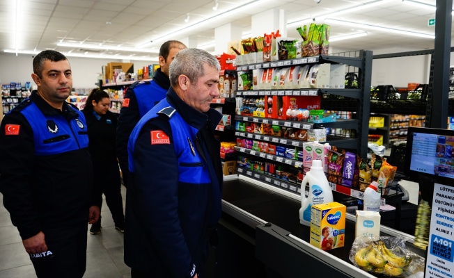 Gemlik Zabıtası market denetiminde