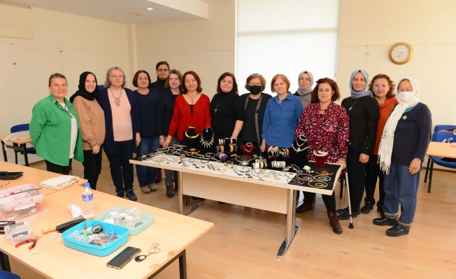 NİLSEM KURSİYERLERİ GÜMÜŞ KAZAZ SANATINI ÖĞRENİYOR Gelen Kutusu