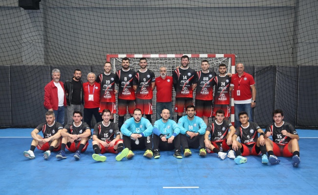 NİLÜFER BELEDİYESPOR'DAN BOL GOLLÜ GALİBİYET