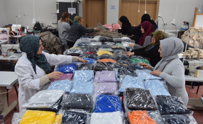 DEPREMİN YARALARI SARILIYOR