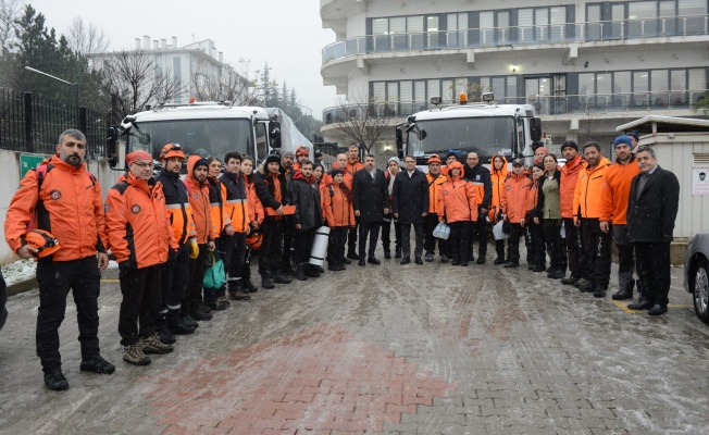 YILDIRIM ARAMA KURTARMA EKİPLERİ DEPREM BÖLGESİNE HAREKET ETTİ