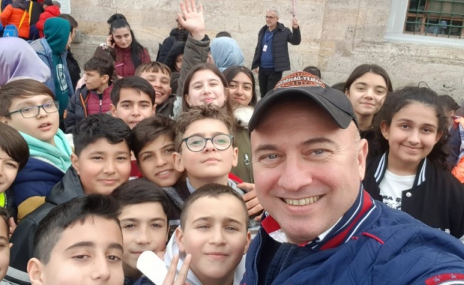 85 depremzede öğrenciye Bursa gezisi