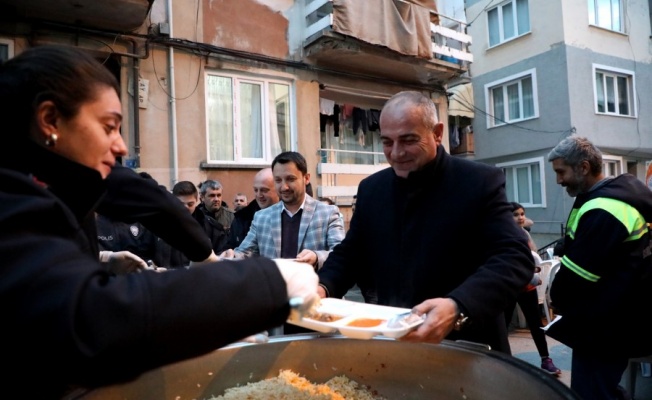 Bursa'da Başkan Sertaslan, Gemliklilerle iftarda buluştu
