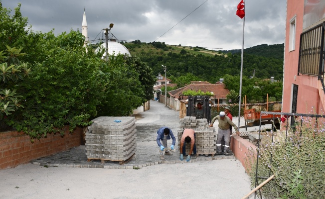 MERKEZDEN KIRSALA PARKE TAŞI ÇALIŞMALARI SÜRÜYOR