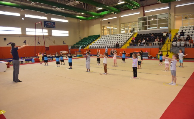 YILDIRIM BELEDİYESİ’NDEN 3 BİN 261 ÇOCUĞA SPOR EĞİTİMİ