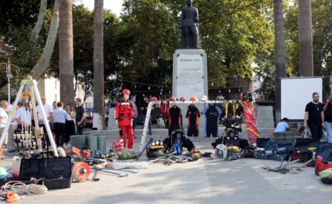 Bursa'da Mudanyalılar deprem konusunda bilgilendirildi