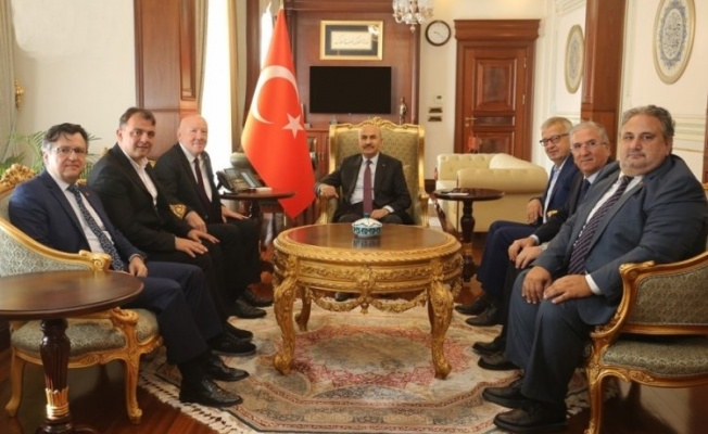 Bursa Gazeteciler Cemiyeti Vali Demirtaş'ı ziyaret etti