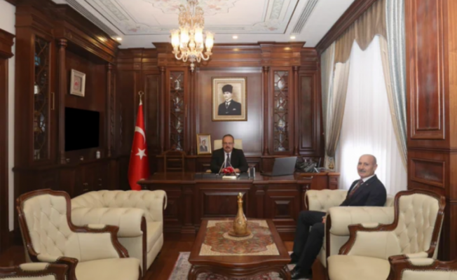 Bursa İl Emniyet Müdürü Zaimoğlu Vali Canbolat'ı ziyaret etti