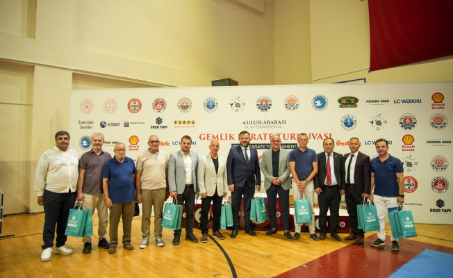 GEMLİK’TEKİ DEV TURNUVADA KIYASIYA REKABET