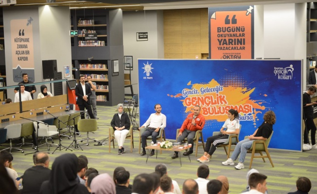 UYUMAYAN KÜTÜPHANE ‘GENCİZ GELECEĞİZ’ GENÇLİK BULUŞMASI