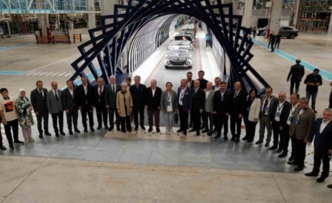 AK Parti ve CHP'den TOGG fabrikasına ziyaret