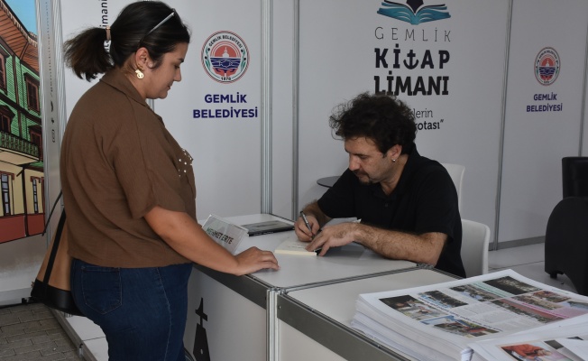 Kitap Limanı'nda Kurmacanın Doğası konuşuldu