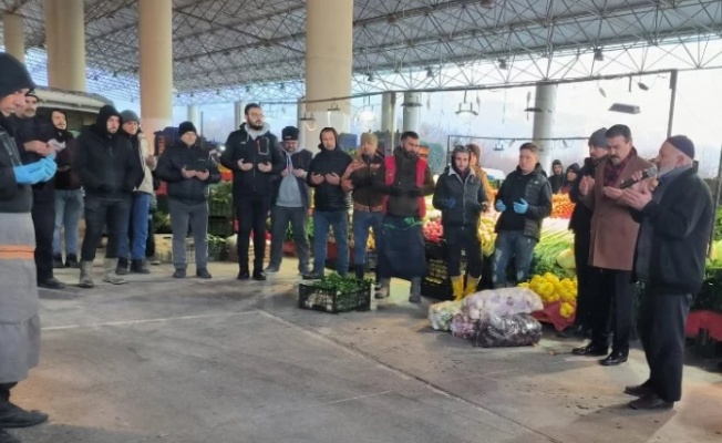 Şefikoğlu'ndan Gürsu pazarına bereket