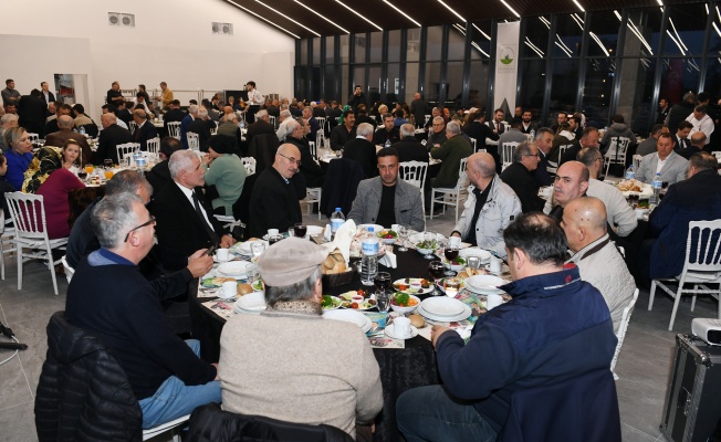 Başkan Dündar, muhtarlar ile iftarda buluştu