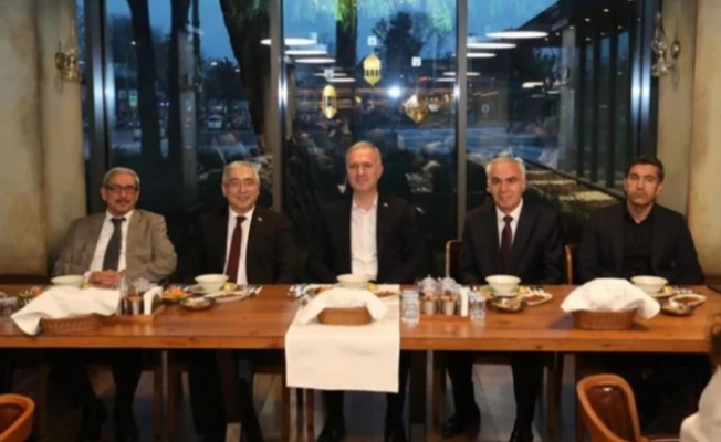 İnegöl'de nesilleri buluşturan iftar sofrası