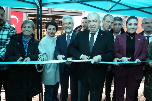 Nilüfer’in 7. Kütüphanesi ‘Koza Kütüphane’ açıldı