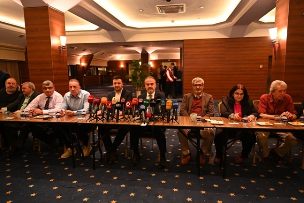 Başkan Aktaş, “Alnım ak, gönlüm rahat. İz bırakan işler yaptık”