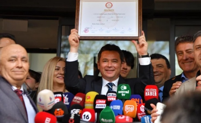 Bursa Osmangazi’de Erkan Aydın dönemi başladı