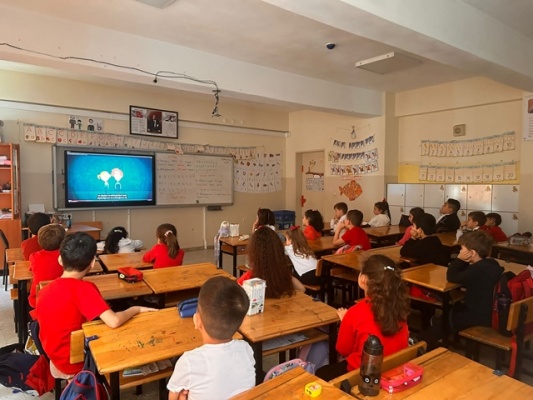 Kapa  Şehit Jandarma Er Eyüp Gürsoy Okulu Otizmli Bireylerimizi Unutmadı