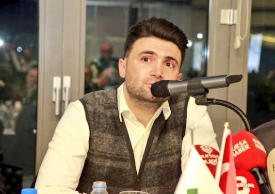 Enes Çelik Bursaspor Başkanlığı'na adaylığını açıkladı