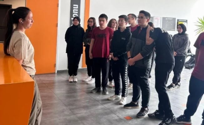 Nilüfer Belediyesi’nden öğrencilere simülatörlü eğitim